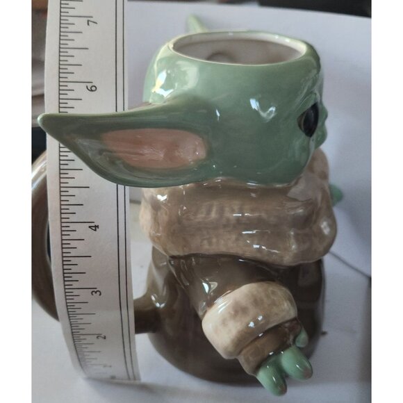 Mug Star Wars Baby Yoda Ceramic Coffee Mug 3D Design 10 Oz Cute & Collectible Gi - Picture 2 of 16